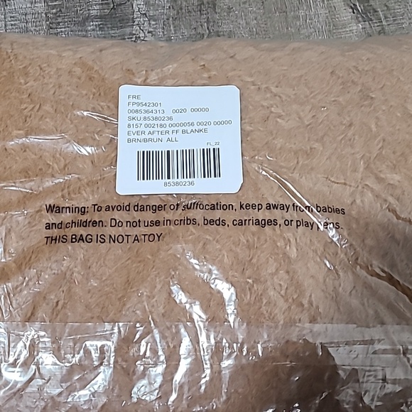 FreePeople Scarf - Picture 4 of 8